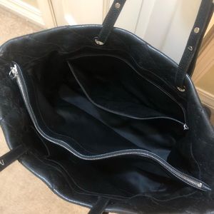 Vintage Chanel tote black